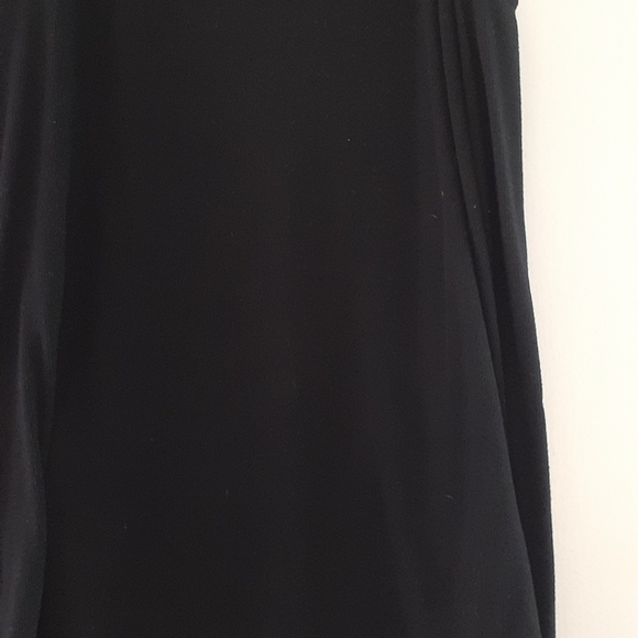 Ladies cold shoulder top - Picture 3 of 3